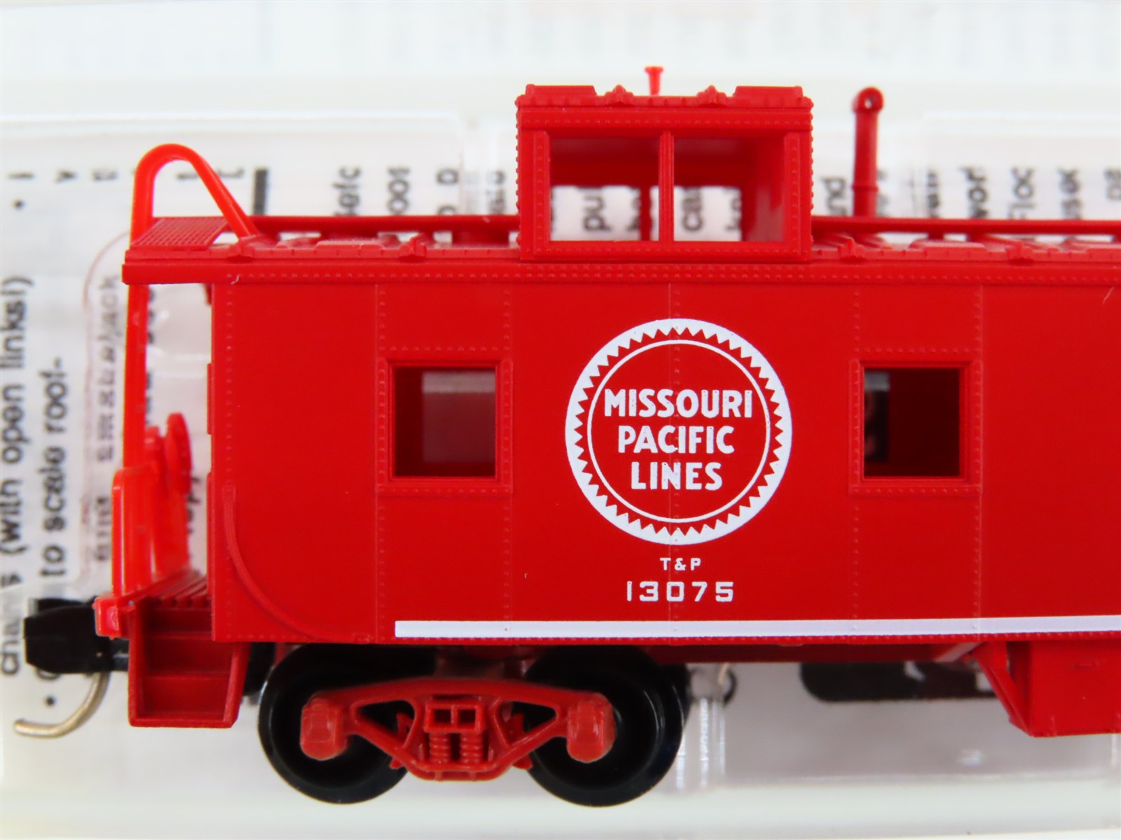 N Scale Micro-Trains MTL 100020 T&P Missouri Pacific Lines 36' Caboose #13075