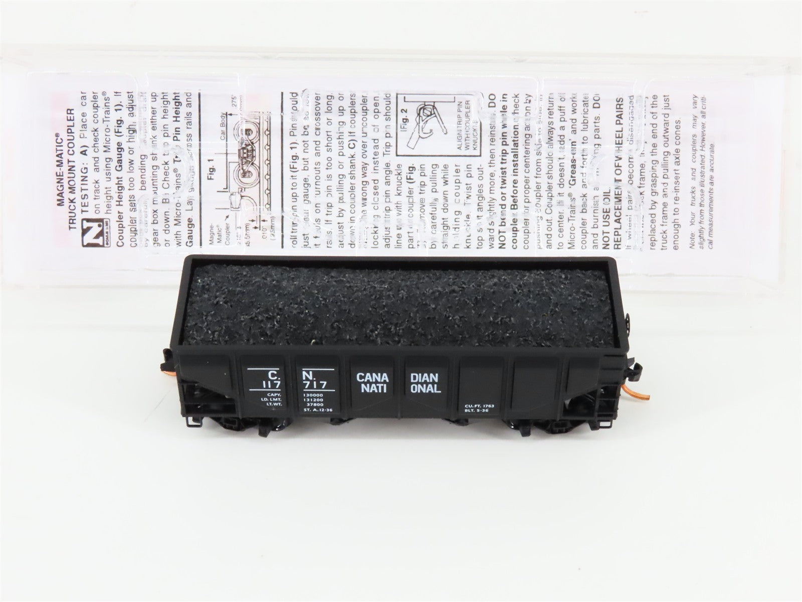 N Micro-Trains MTL 08500070 CN Canadian National 2-Bay Hopper #117717 w/ Load