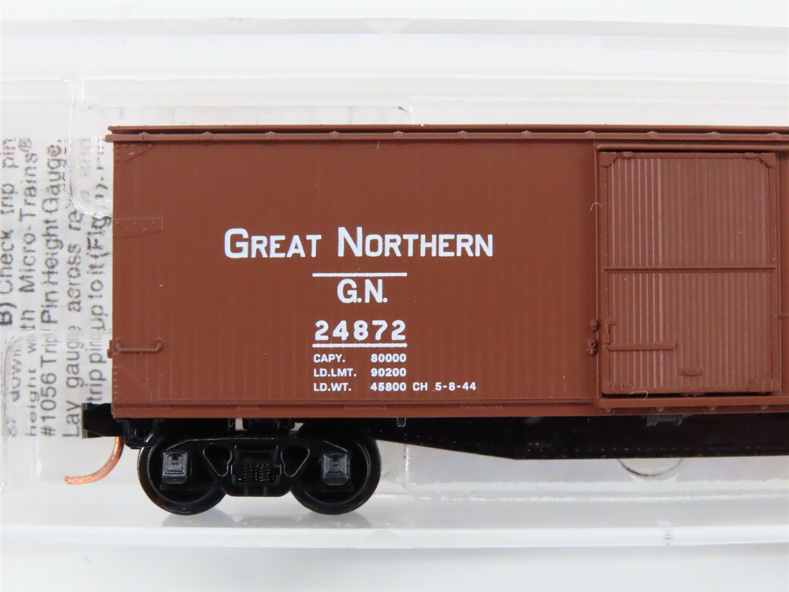 N Scale Micro-Trains MTL 42080 GN Glacier National Park 40' Box Car #24872