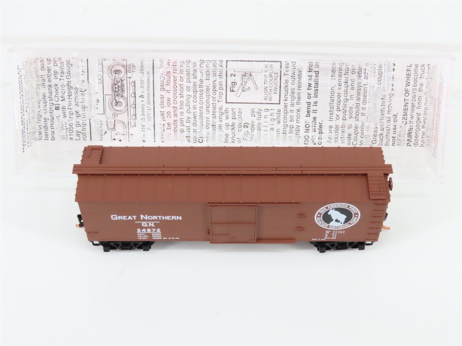 N Scale Micro-Trains MTL 42080 GN Glacier National Park 40' Box Car #24872