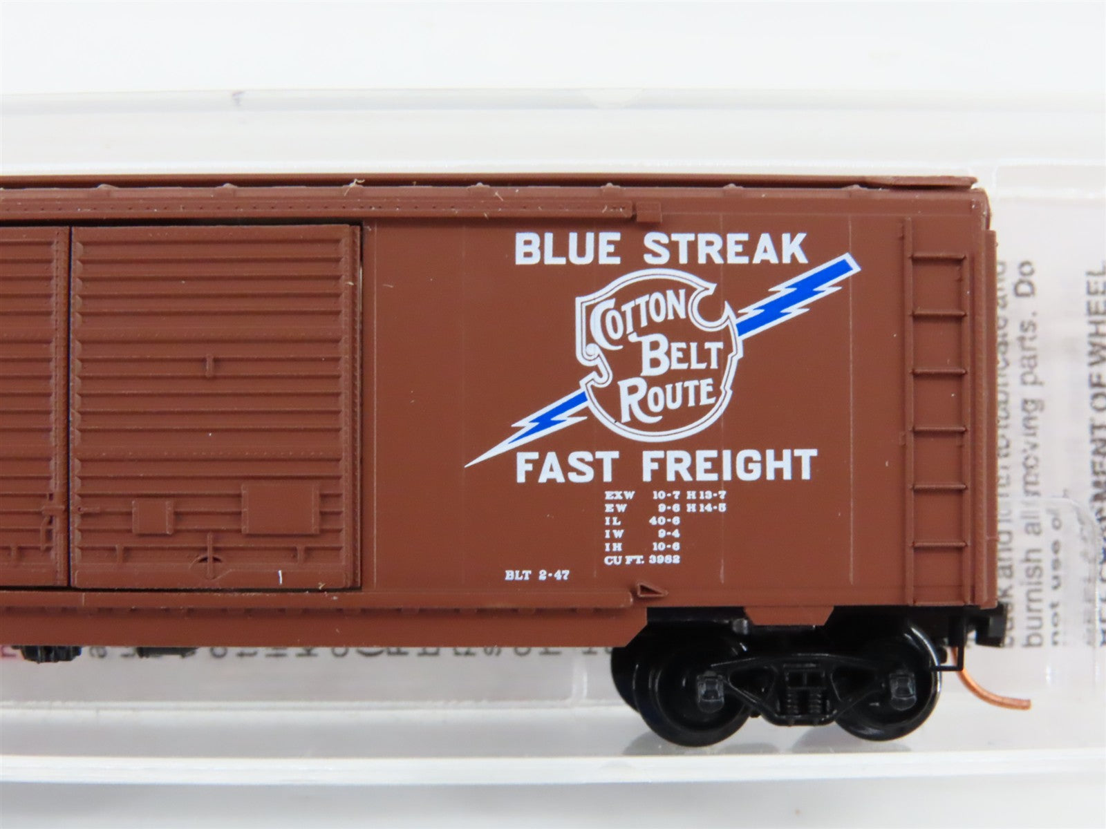 N Scale Micro-Trains MTL 23030 SSW Cotton Belt Blue Streak 40' Box Car #46435