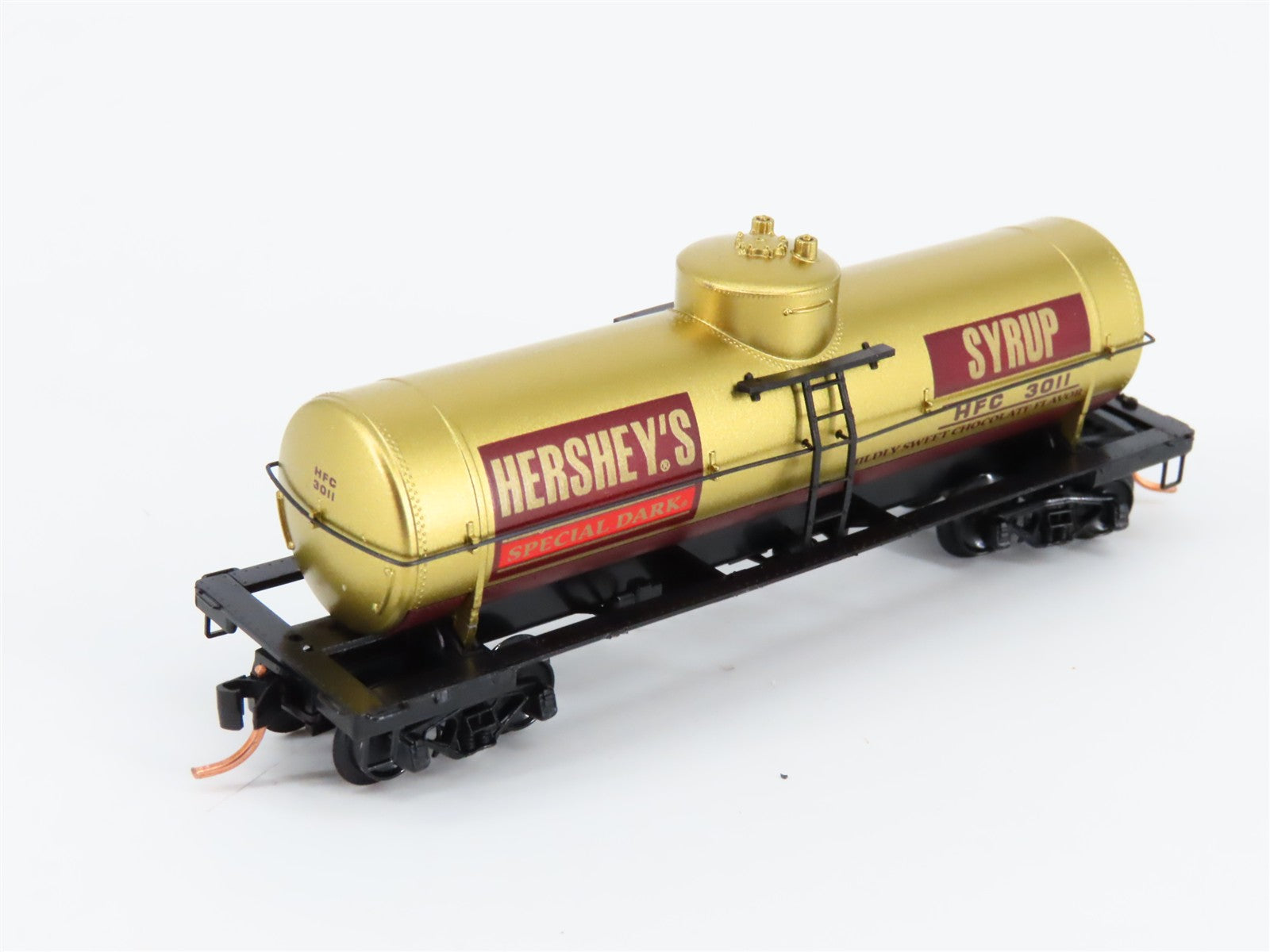 N Scale Micro-Trains MTL 65510 HFC Hershey 39' Single Dome Tank Car #3011