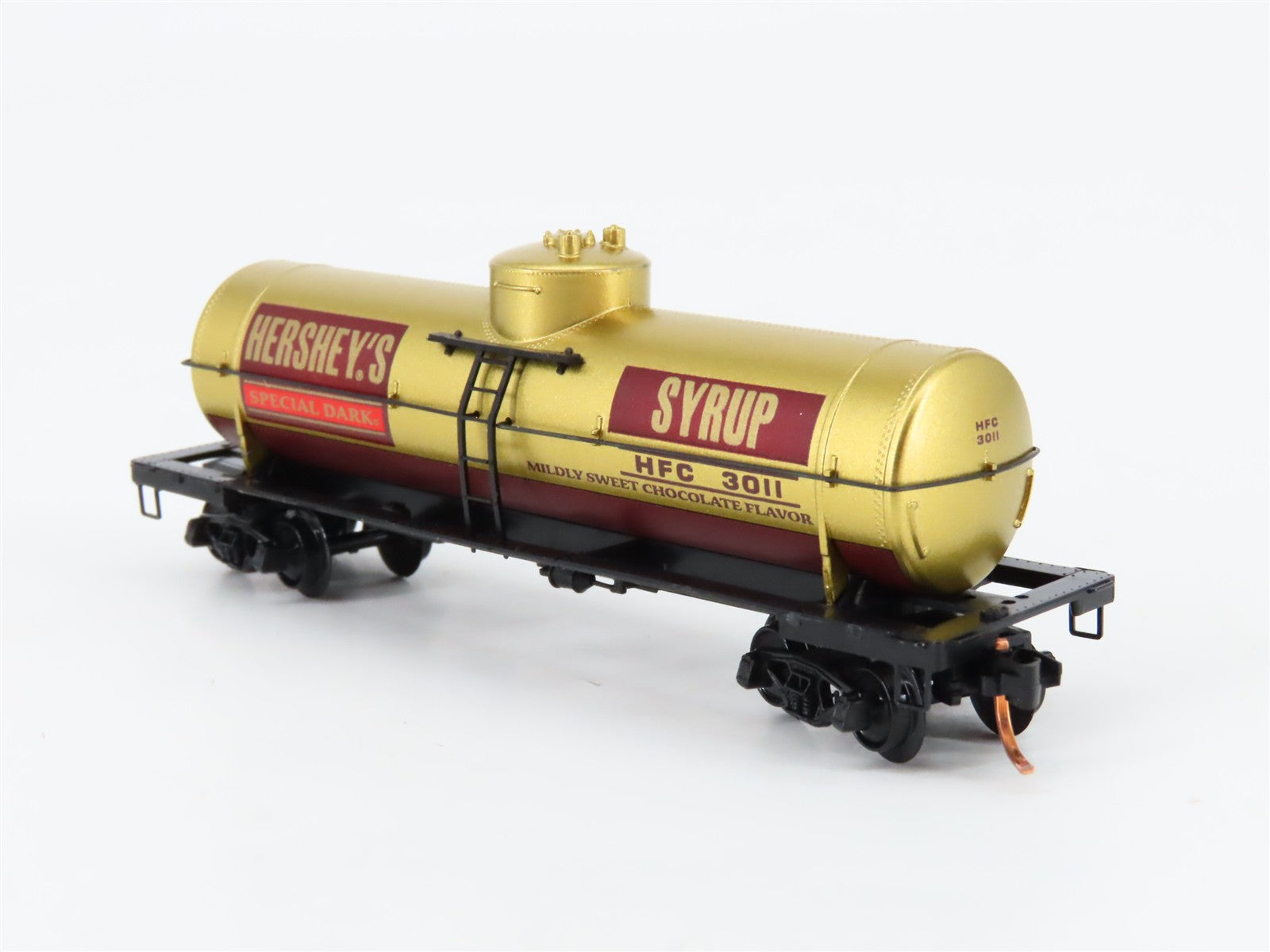 N Scale Micro-Trains MTL 65510 HFC Hershey 39' Single Dome Tank Car #3011