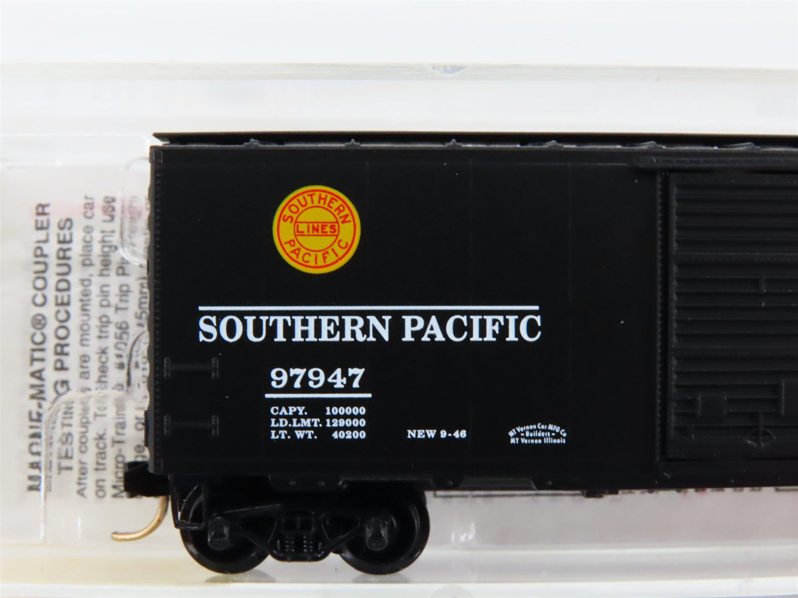 N Scale Micro-Trains MTL 20090 SP Southern Pacific Overnight 40' Box Car #97947