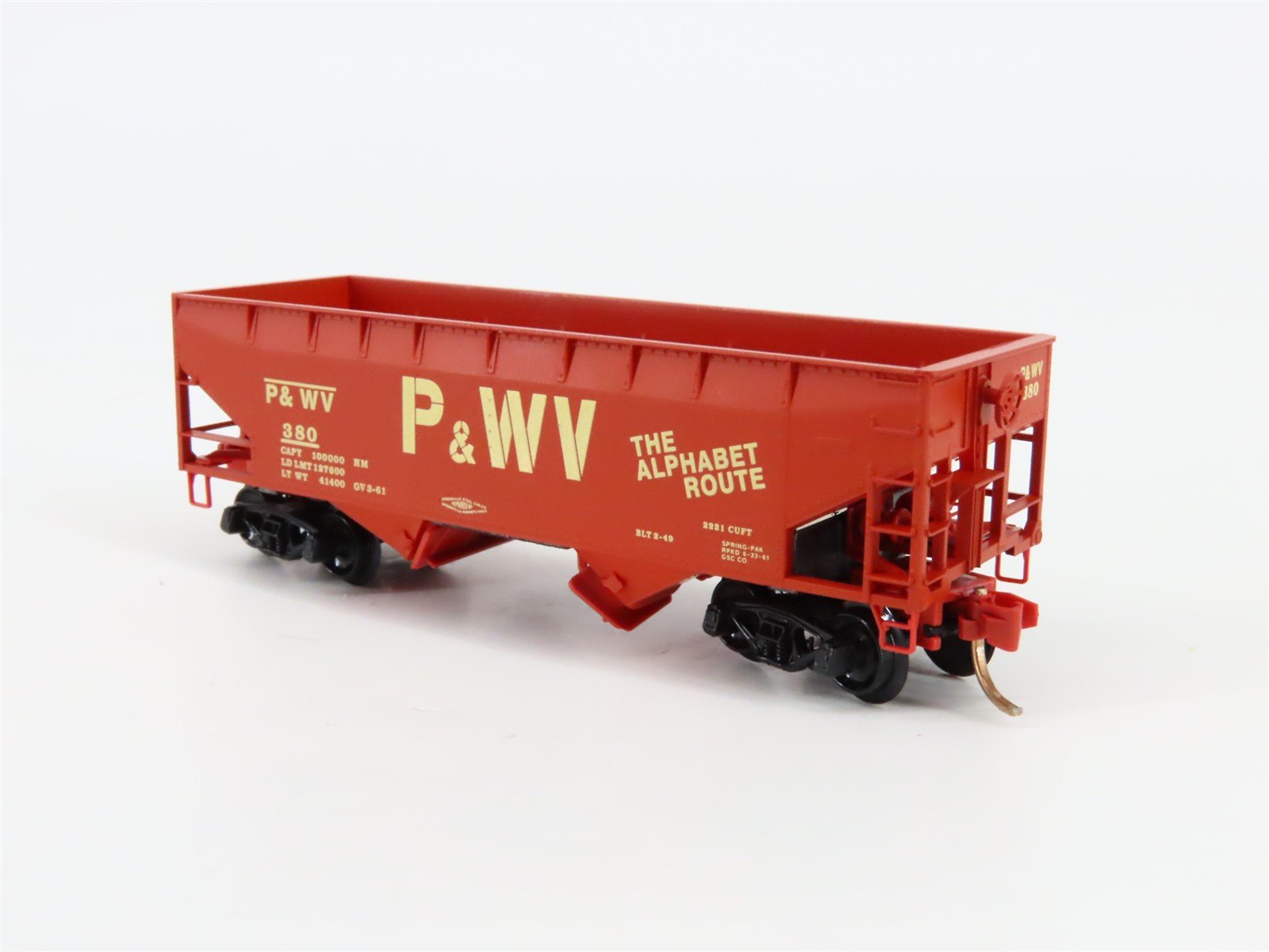 N Scale Micro-Trains MTL 55260 P&WV The Alphabet Route 2-Bay Open Hopper #380