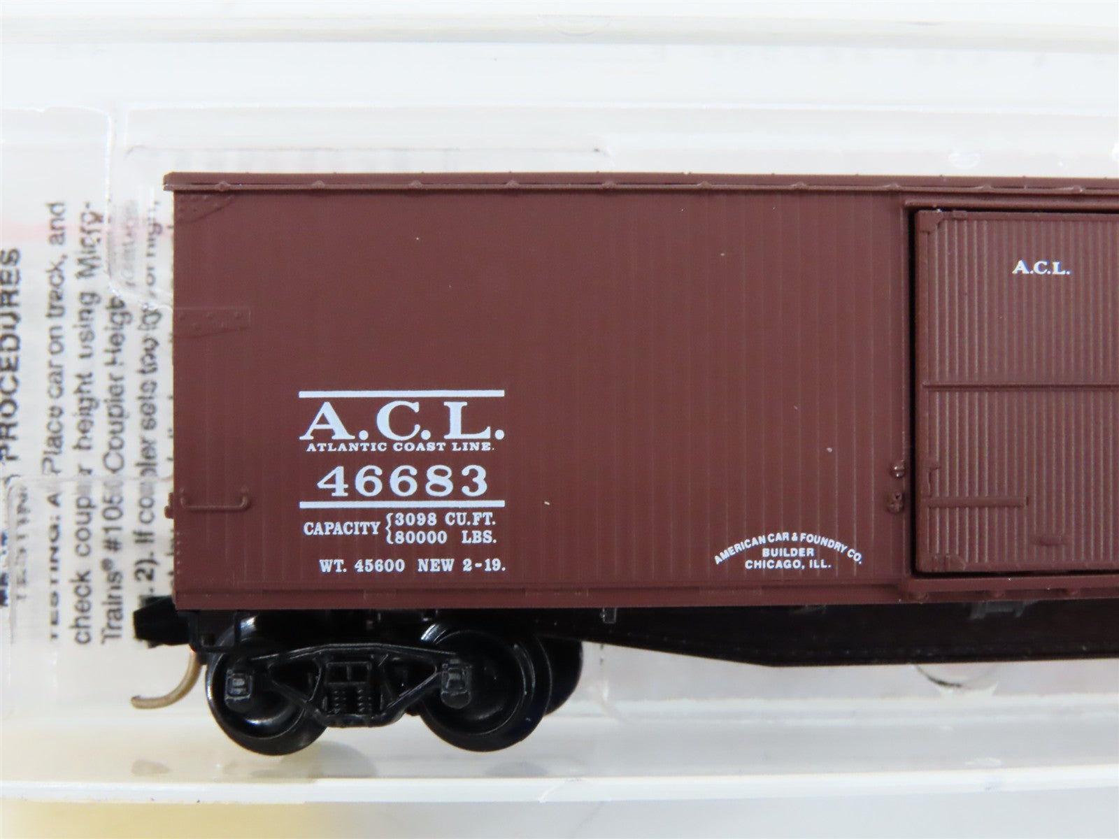 N Scale Micro-Trains MTL 39080 ACL Atlantic Coast Line 40' Box Car #46683