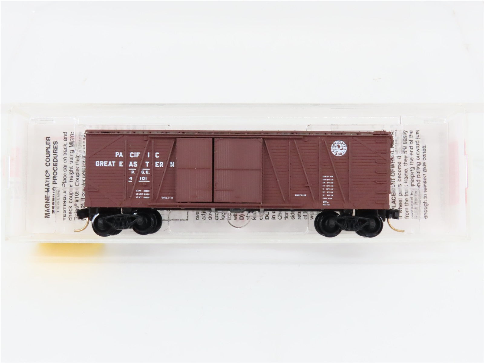 N Scale Micro-Trains MTL 29080 PGE Pacific Great Eastern 40' Box Car #4101