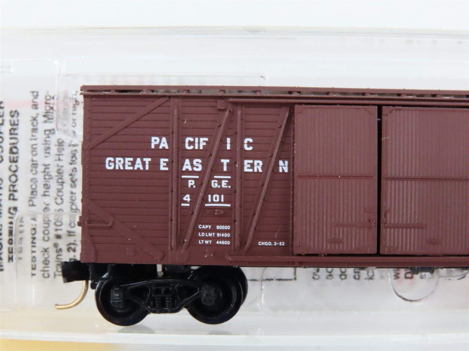 N Scale Micro-Trains MTL 29080 PGE Pacific Great Eastern 40' Box Car #4101