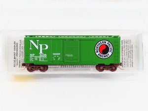 N Scale Micro-Trains MTL 22090 NP Northern Pacific 40' Box Car #8135