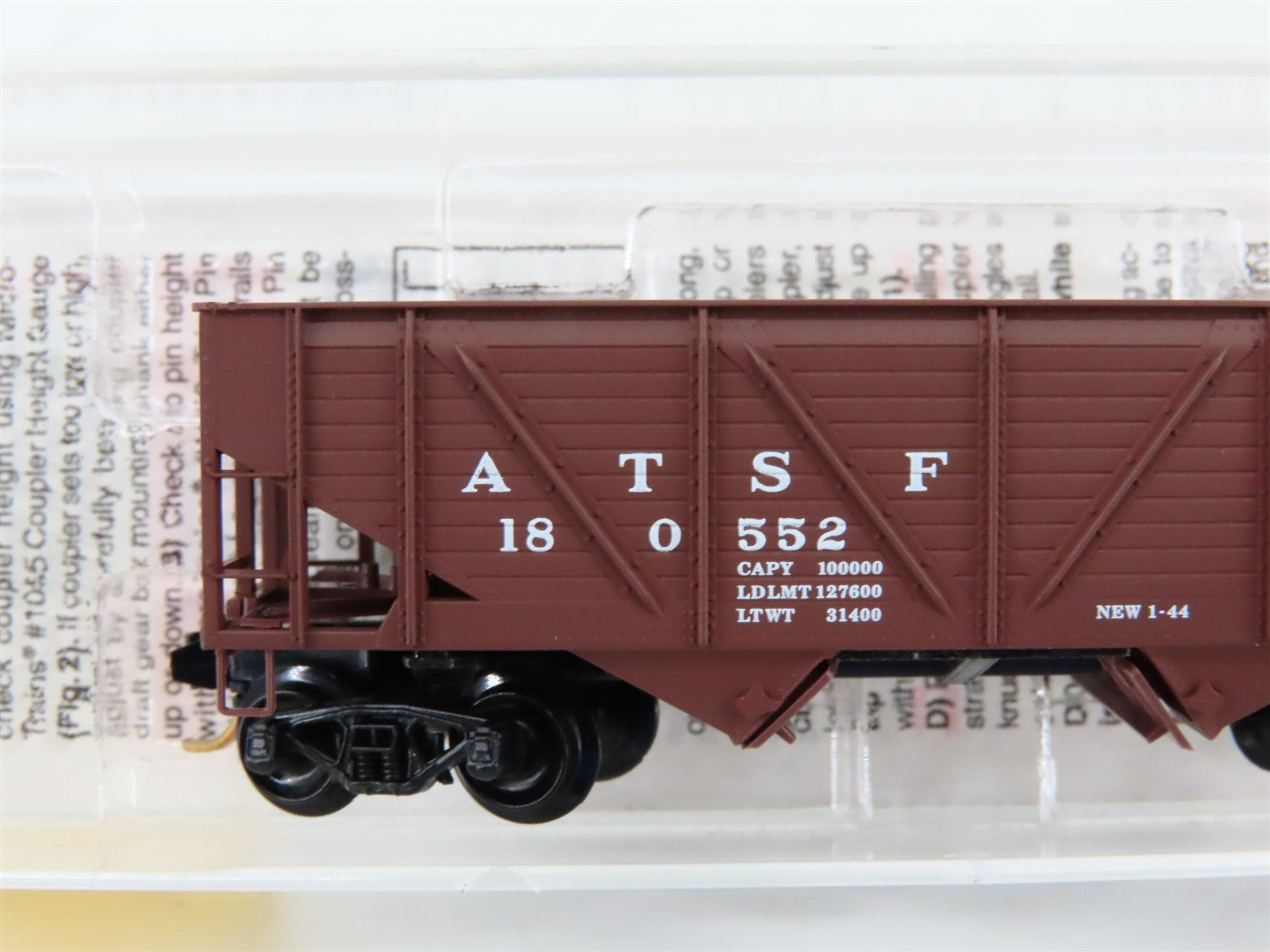 N Scale Micro-Trains MTL 57010 ATSF Santa Fe 33' 2-Bay Open Hopper #180552