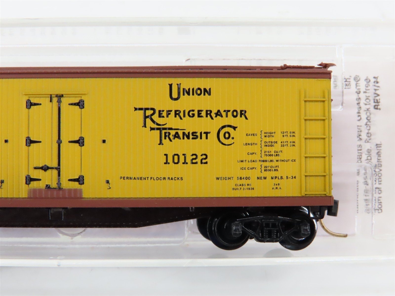 N Scale Micro-Trains MTL 49460 URTC Land O' Lakes Butter 40' Wood Reefer #10122