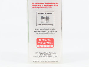 N Scale Micro-Trains MTL 22090 NP Northern Pacific 40' Box Car #8130