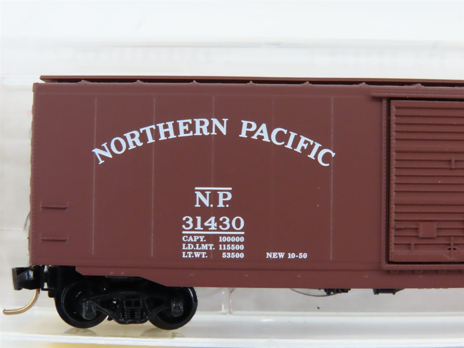 N Micro-Trains MTL 31060 NP Northern Pacific 