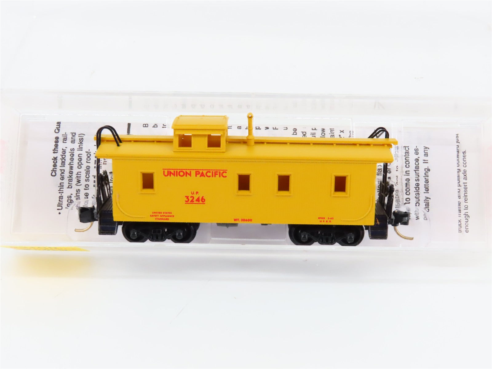N Scale Micro-Trains MTL 50100 UP Union Pacific 34' Wood Caboose #3246