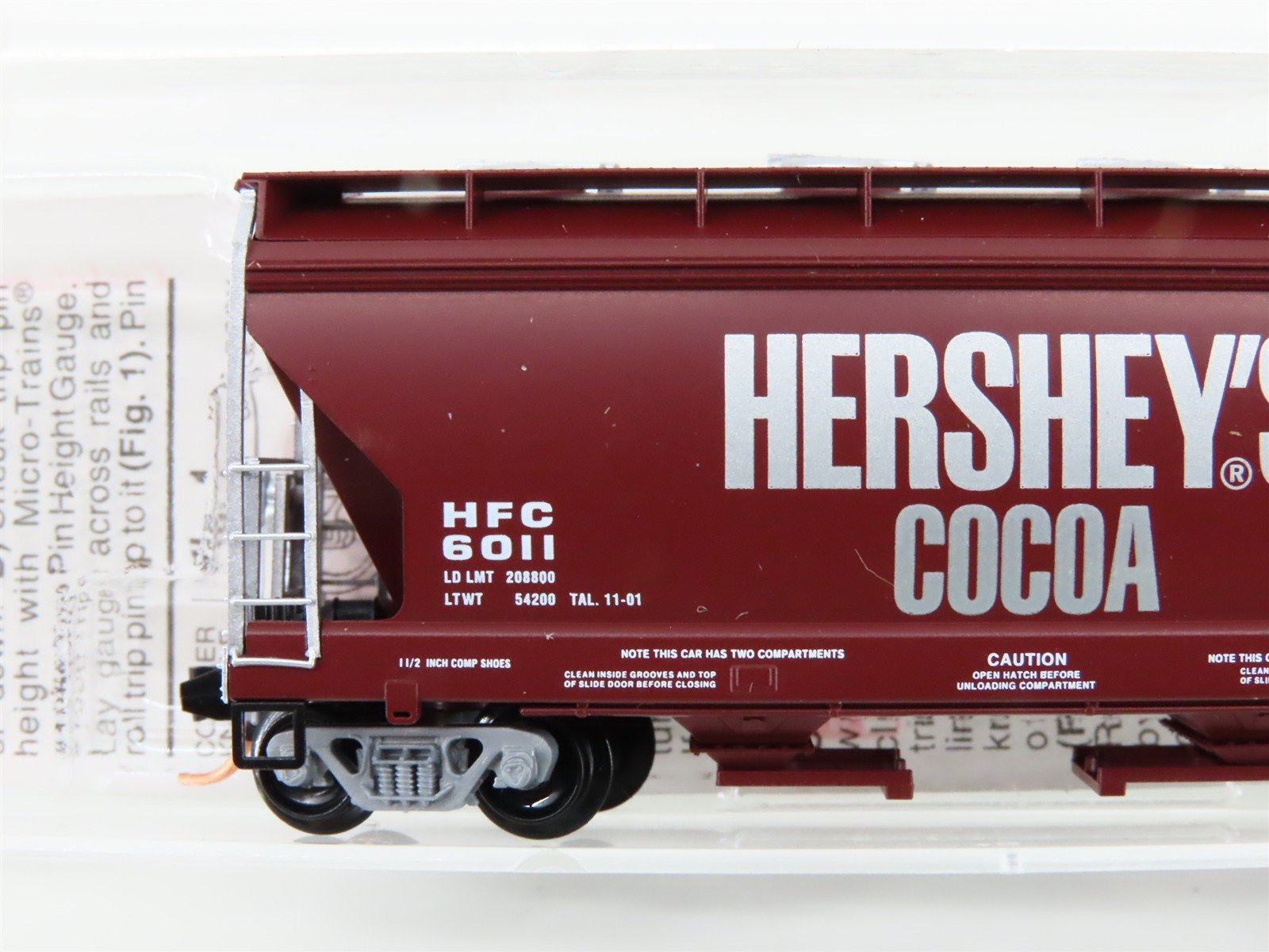 N Scale Micro-Trains MTL 92150 HFC Hershey's 2-Bay Covered Hopper #6011