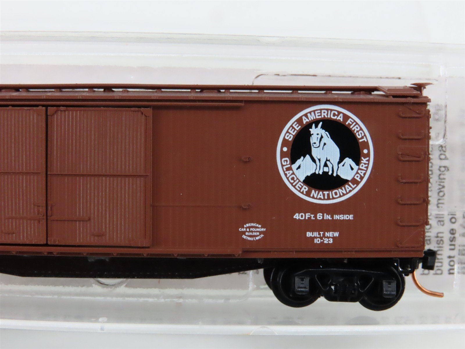 N Scale Micro-Trains MTL 41030 GN Great Northern 40' Wood Boxcar #38076