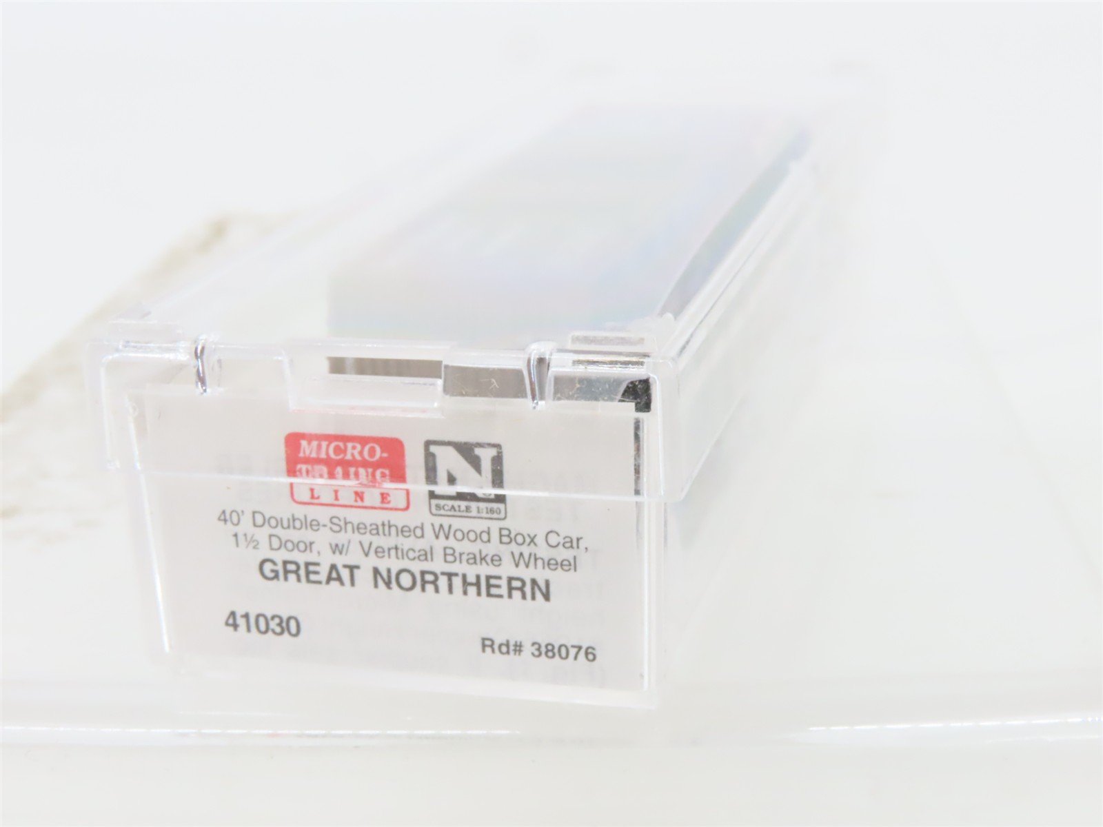 N Scale Micro-Trains MTL 41030 GN Great Northern 40' Wood Boxcar #38076