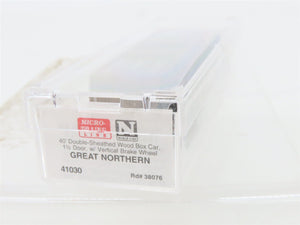 N Scale Micro-Trains MTL 41030 GN Great Northern 40' Wood Boxcar #38076