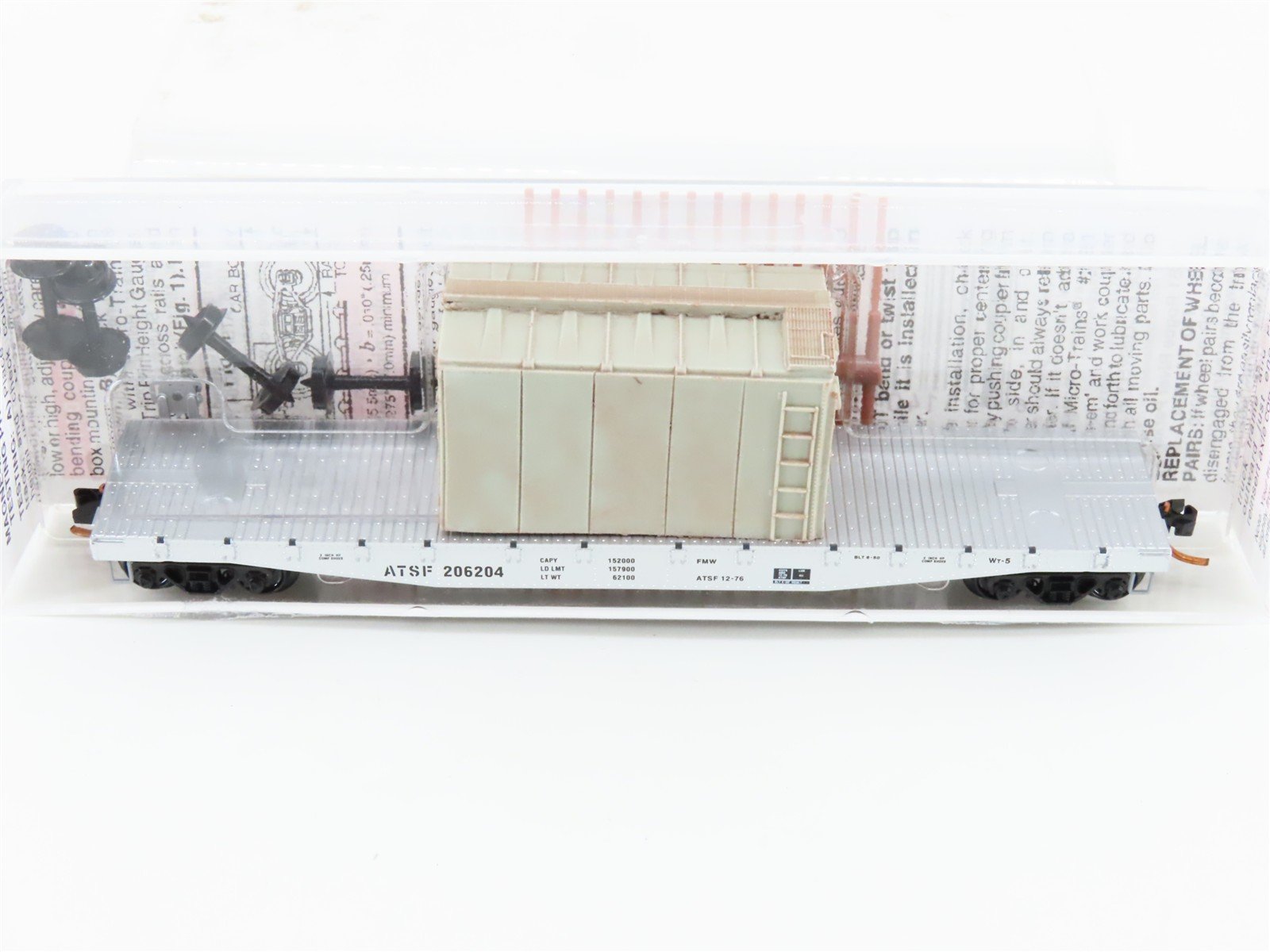 N Scale Micro-Trains MTL 04500300 ATSF Santa Fe 50' Flatcar #206204 w/Load