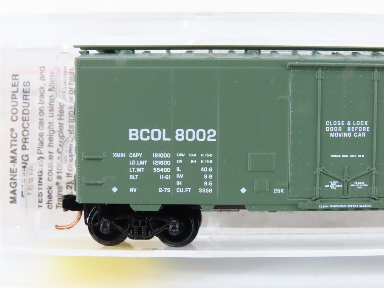 N Scale Micro-Trains MTL 21230 BCOL British Columbia 40' Standard Boxcar #8002