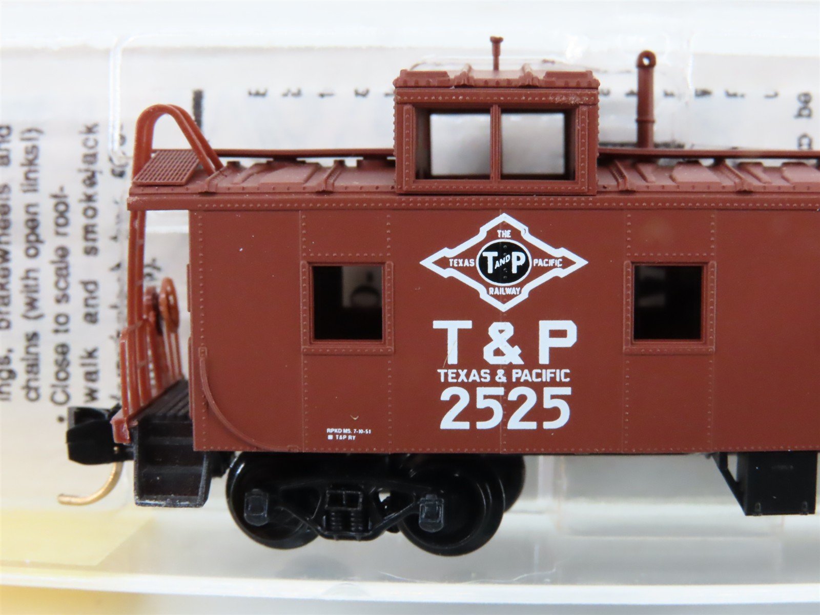N Scale Micro-Trains MTL 100,010 T&P Texas & Pacific 36' Steel Caboose #2525