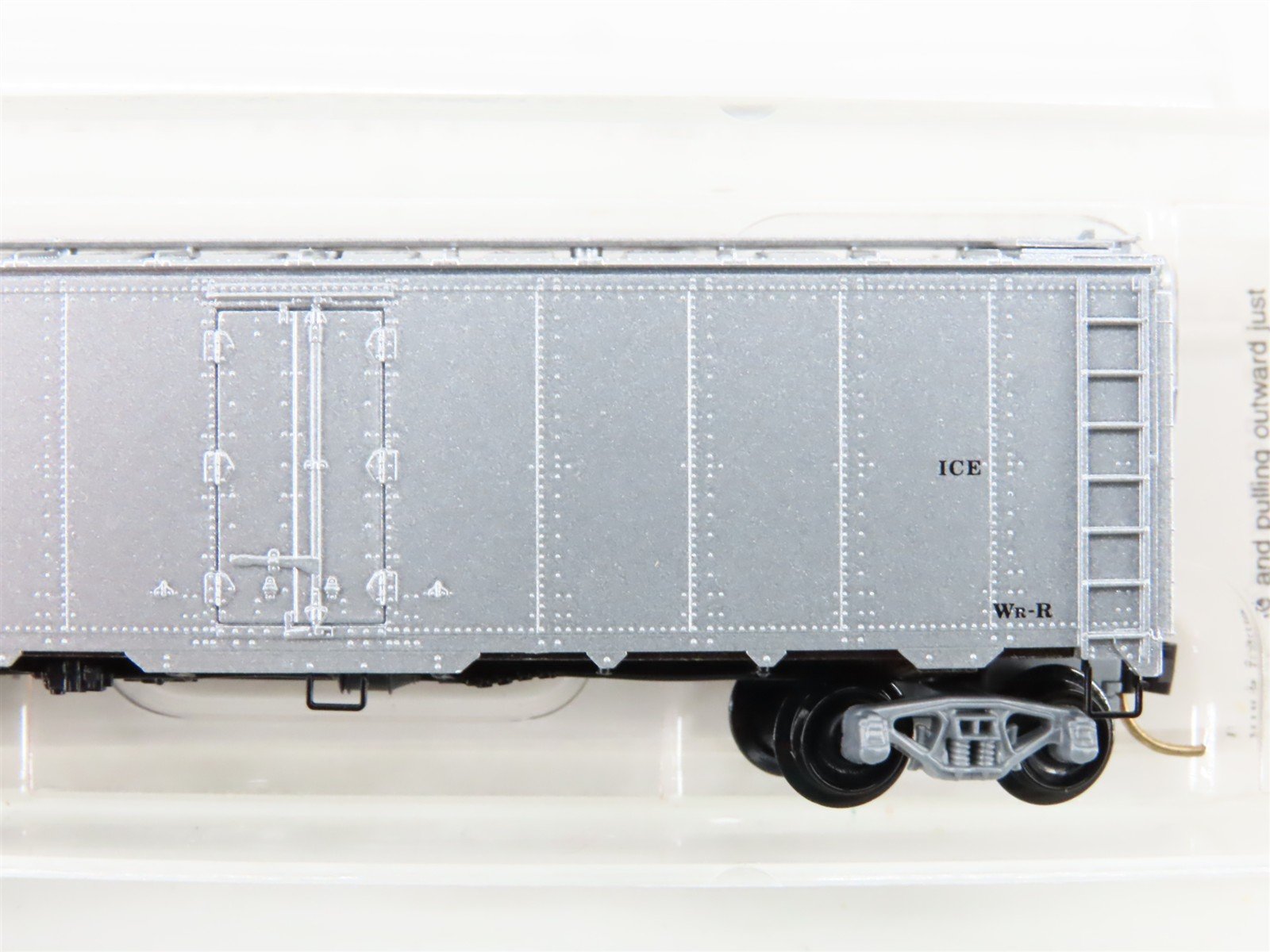 N Scale Micro-Trains MTL 59030 ATSF Santa Fe 40' Steel Ice Reefer #188457