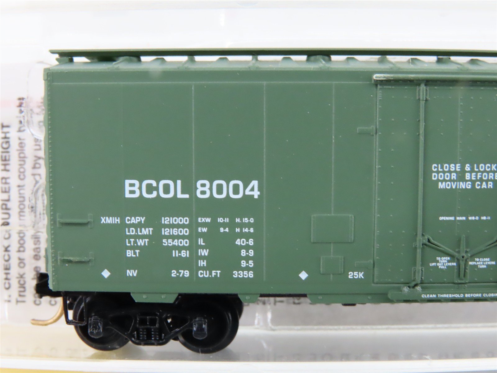 N Scale Micro-Trains MTL 21230 BCOL British Columbia 40' Boxcar #8004