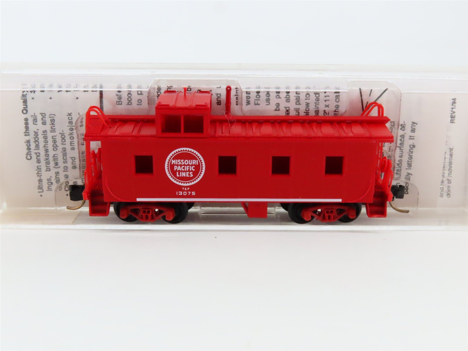 N Micro-Trains MTL 100020 MP Missouri Pacific 36' Steel Side Caboose #13075