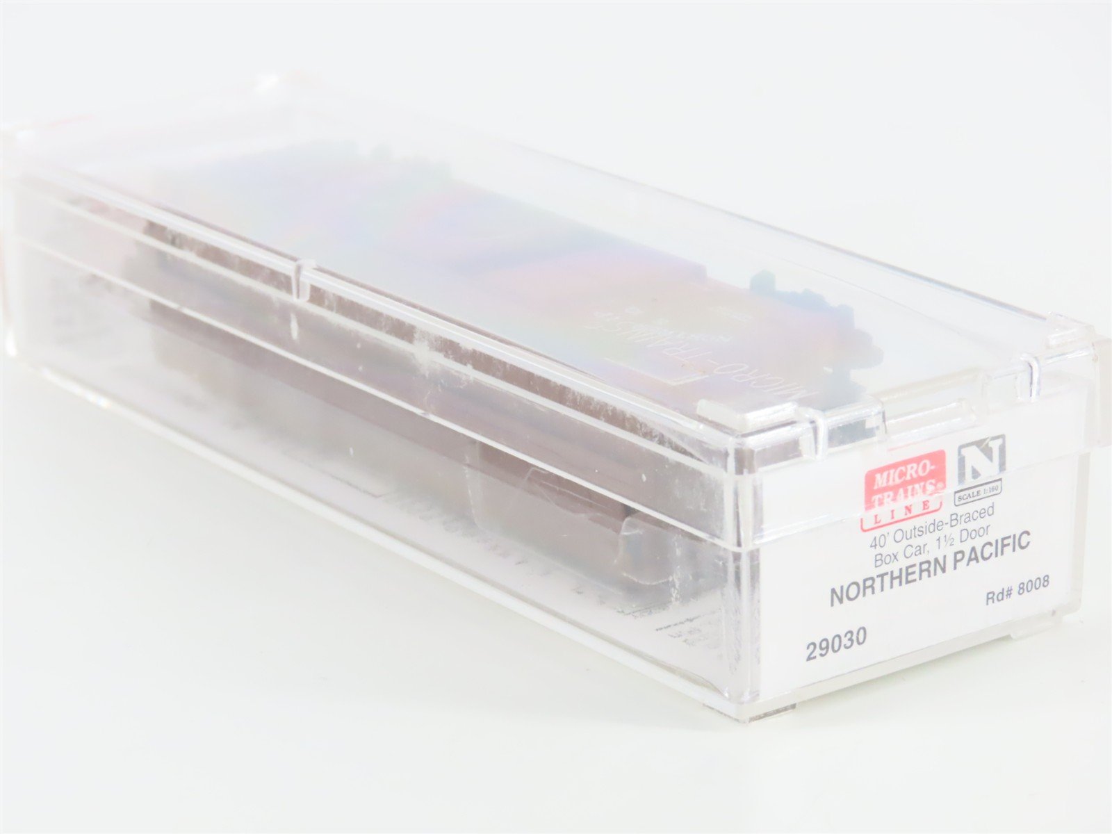 N Scale Micro-Trains MTL 29030 NP Northern Pacific 40' Braced Boxcar #8008