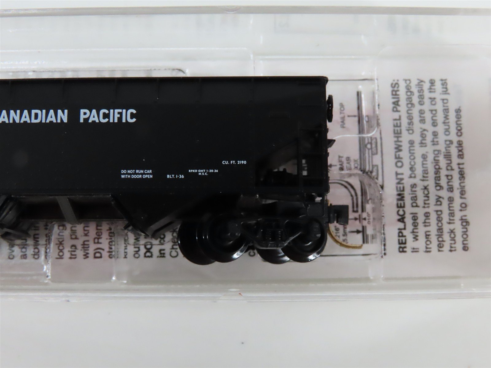 N Scale Micro-Trains MTL 55150 CP Canadian Pacific 2-Bay Open Hopper #354037