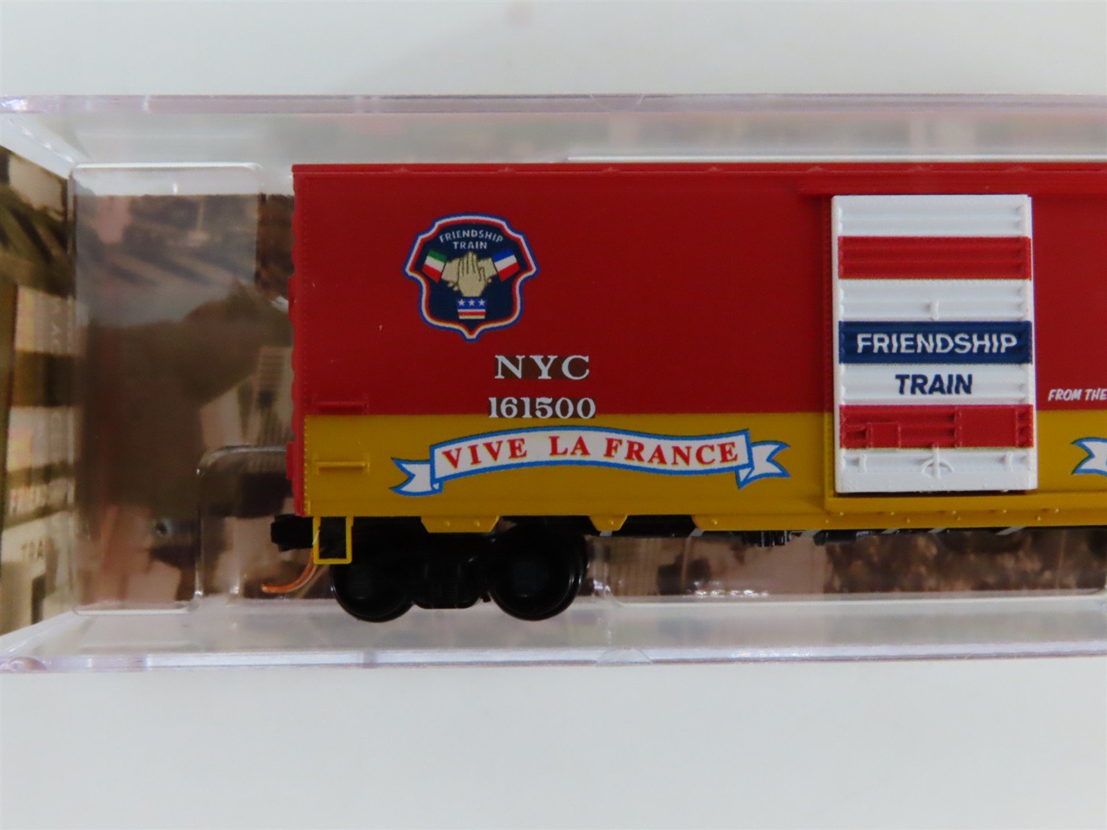 N Micro-Trains MTL 02000007 NYC New York Central Friendship 40' Boxcar #161500