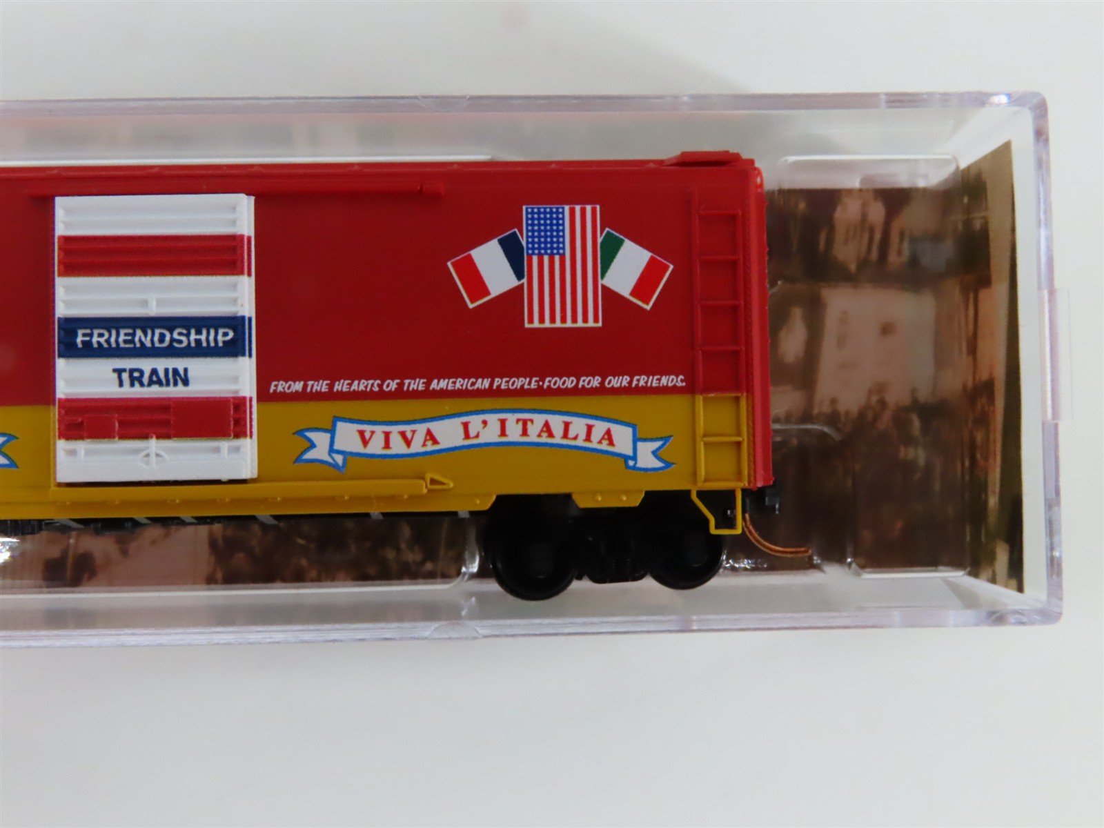 N Micro-Trains MTL 02000007 NYC New York Central Friendship 40' Boxcar #161500