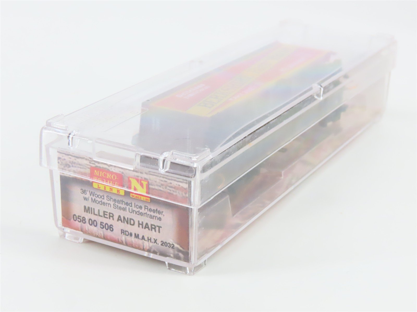 N Scale Micro-Trains MTL 05800506 MAHX Miller & Hart Co. 36' Reefer #2032