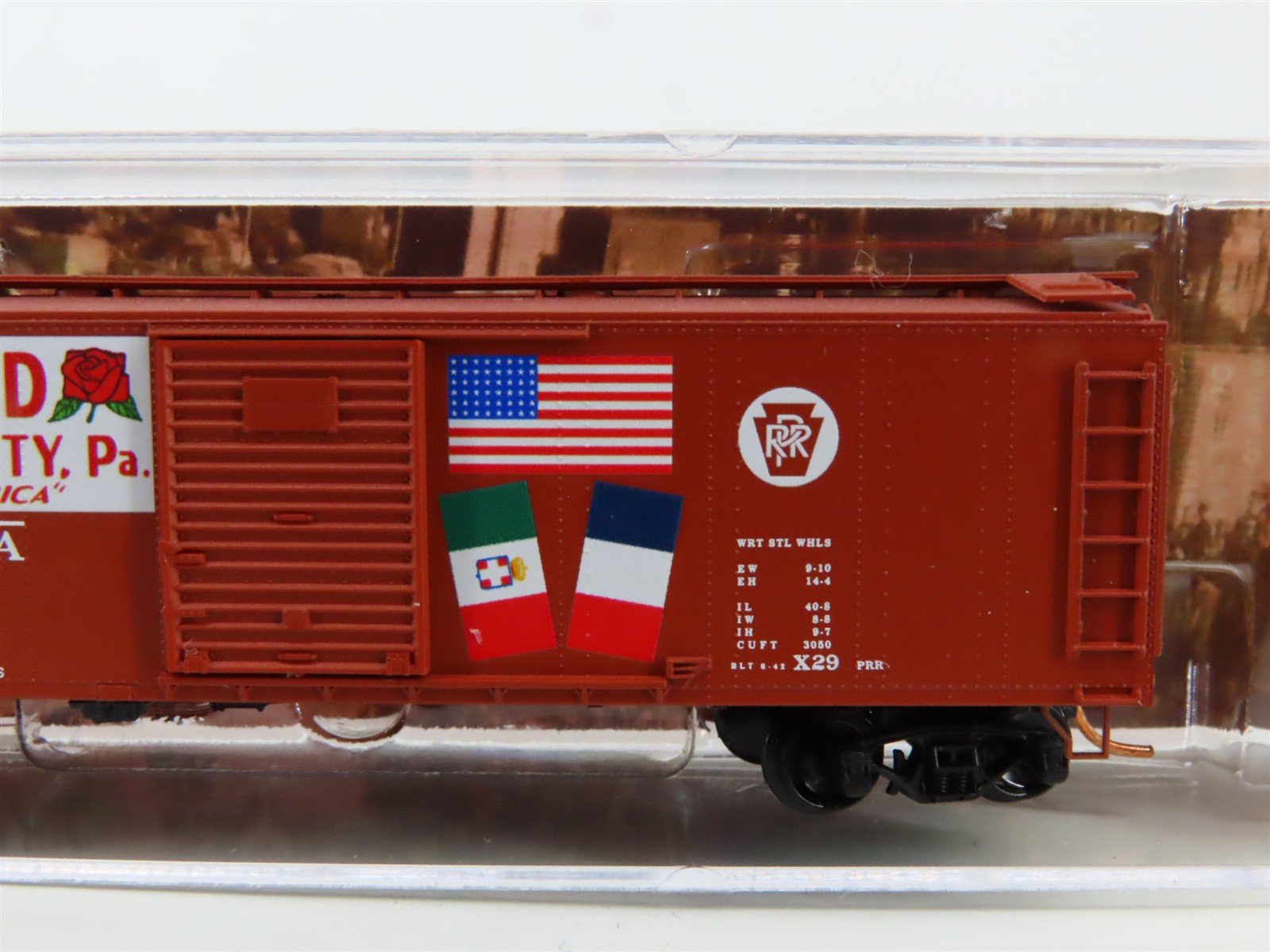 N Scale Micro-Trains MTL 12000270 PRR Pennsylvania Friendship 40' Boxcar #99692