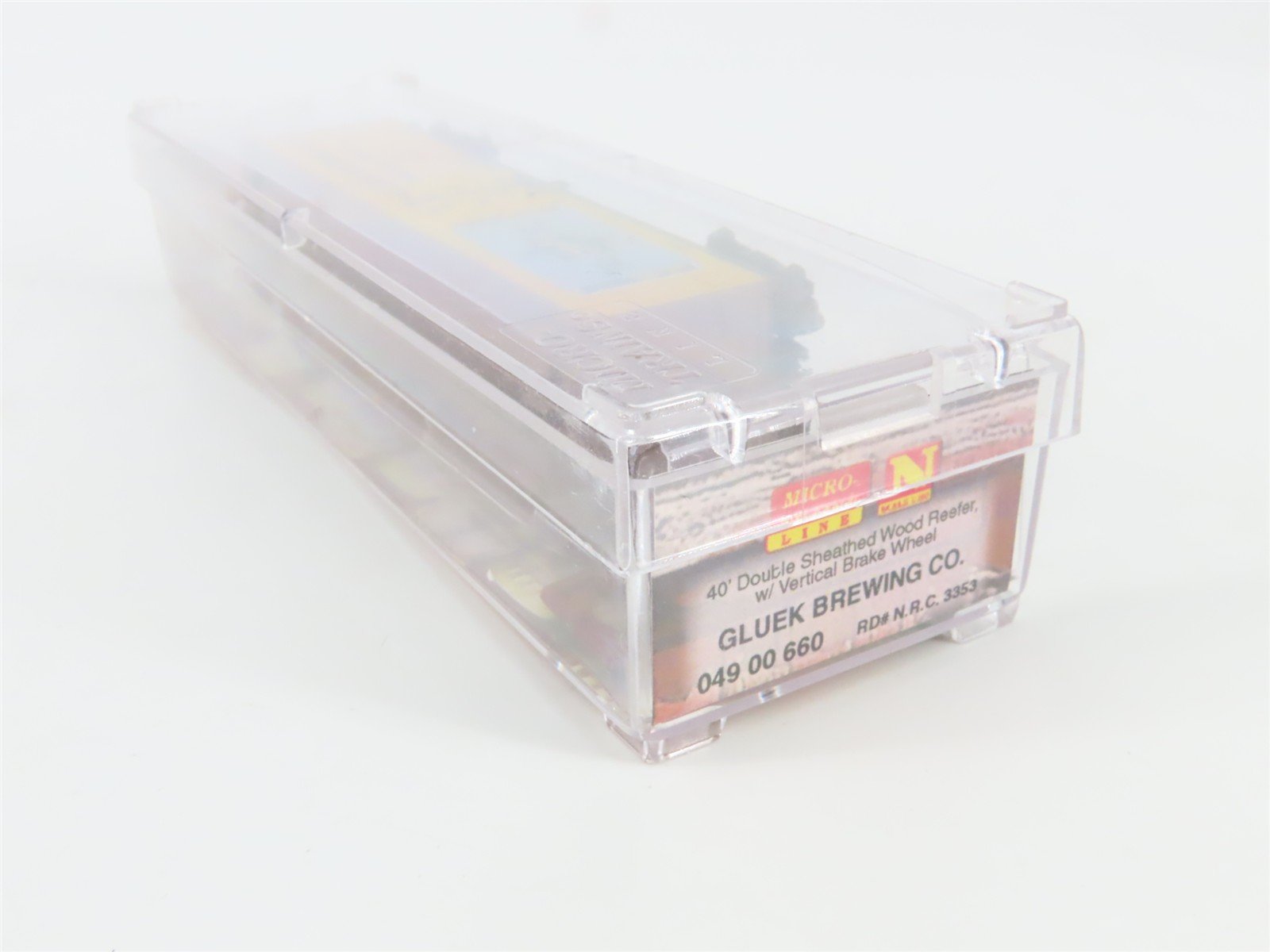 N Scale Micro-Trains MTL 04900660 NRC Gluek Brewing Co. 40' Reefer #3353