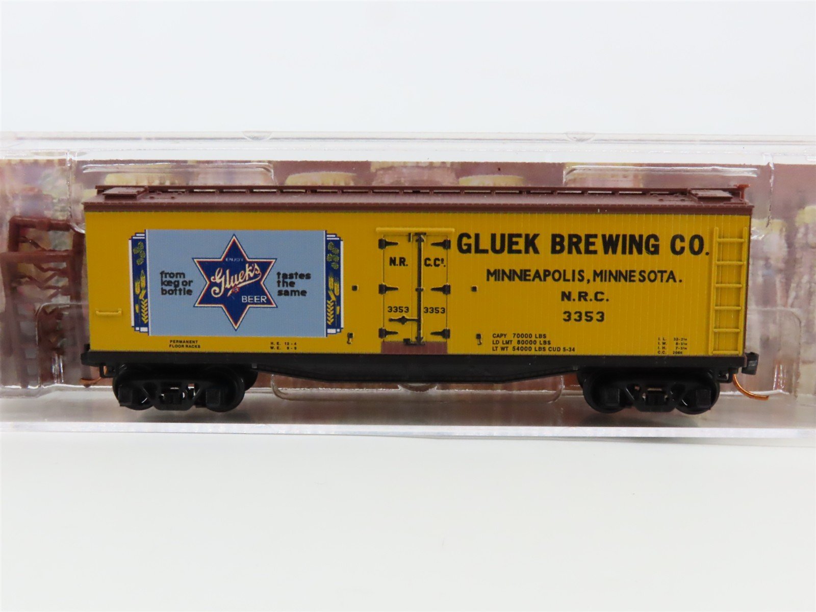 N Scale Micro-Trains MTL 04900660 NRC Gluek Brewing Co. 40' Wood Reefer #3353