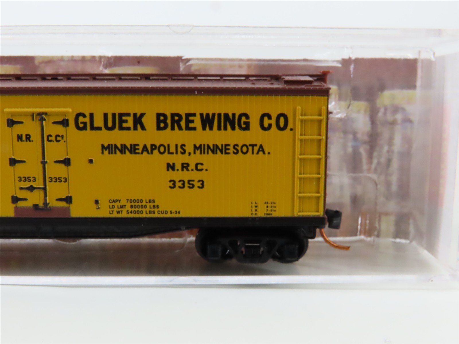 N Scale Micro-Trains MTL 04900660 NRC Gluek Brewing Co. 40' Wood Reefer #3353