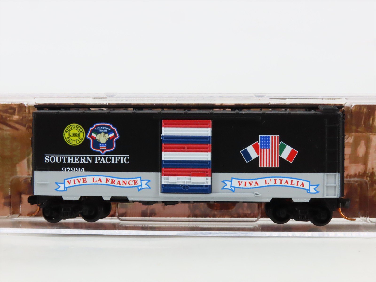 N Micro-Trains MTL 02000027 SP Southern Pacific Friendship 40' Boxcar #97994