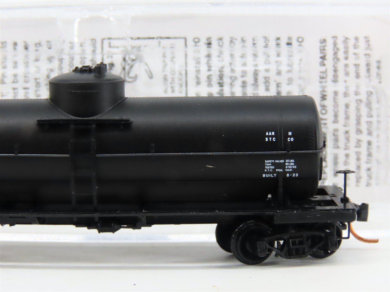 N Scale Micro-Trains MTL 06551880 SCCX Shell Oil 39' Single Dome Tankcar #1480