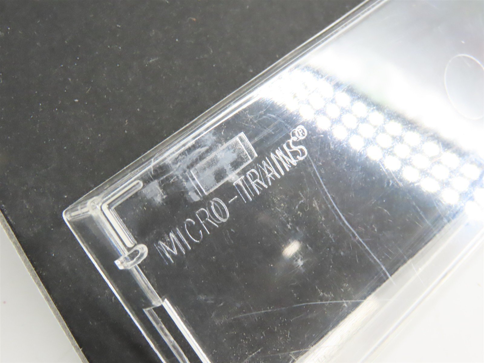 N Scale Micro-Trains MTL 44040 CP Canadian Pacific 50' Flatcar #300057