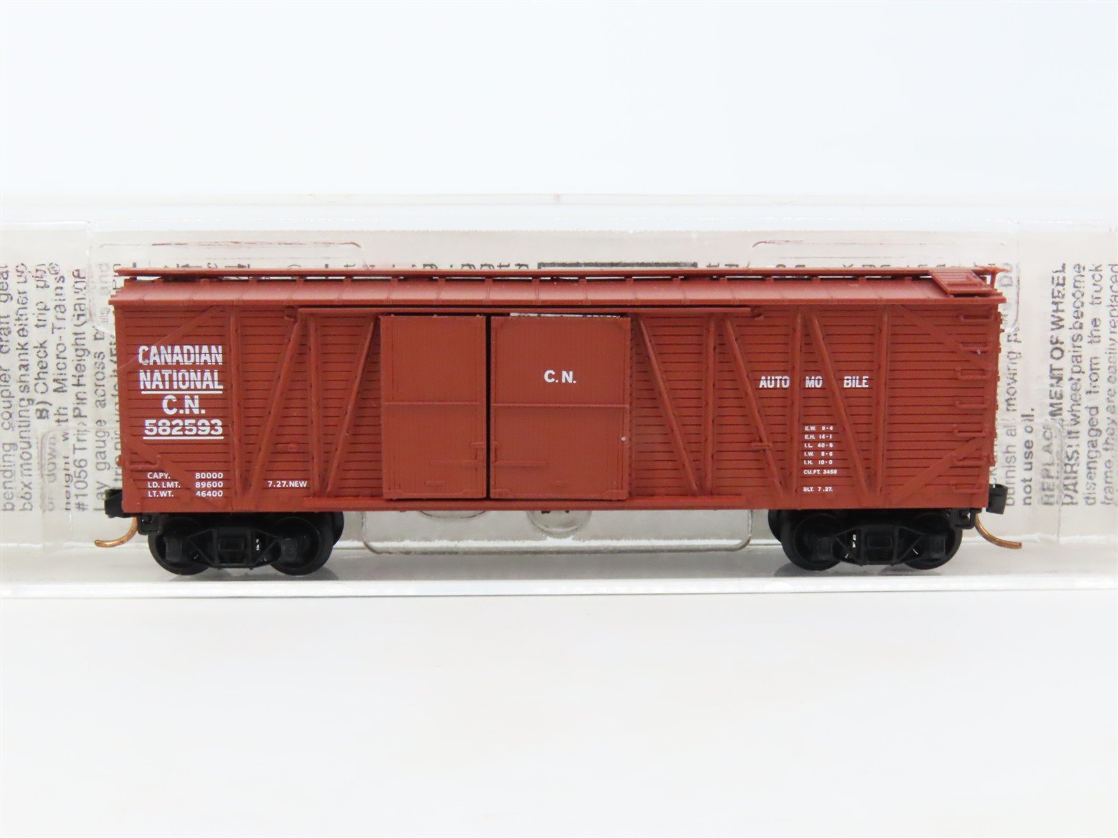 N Scale Micro-Trains MTL 40010 CN Canadian National 40' Braced Boxcar #582593