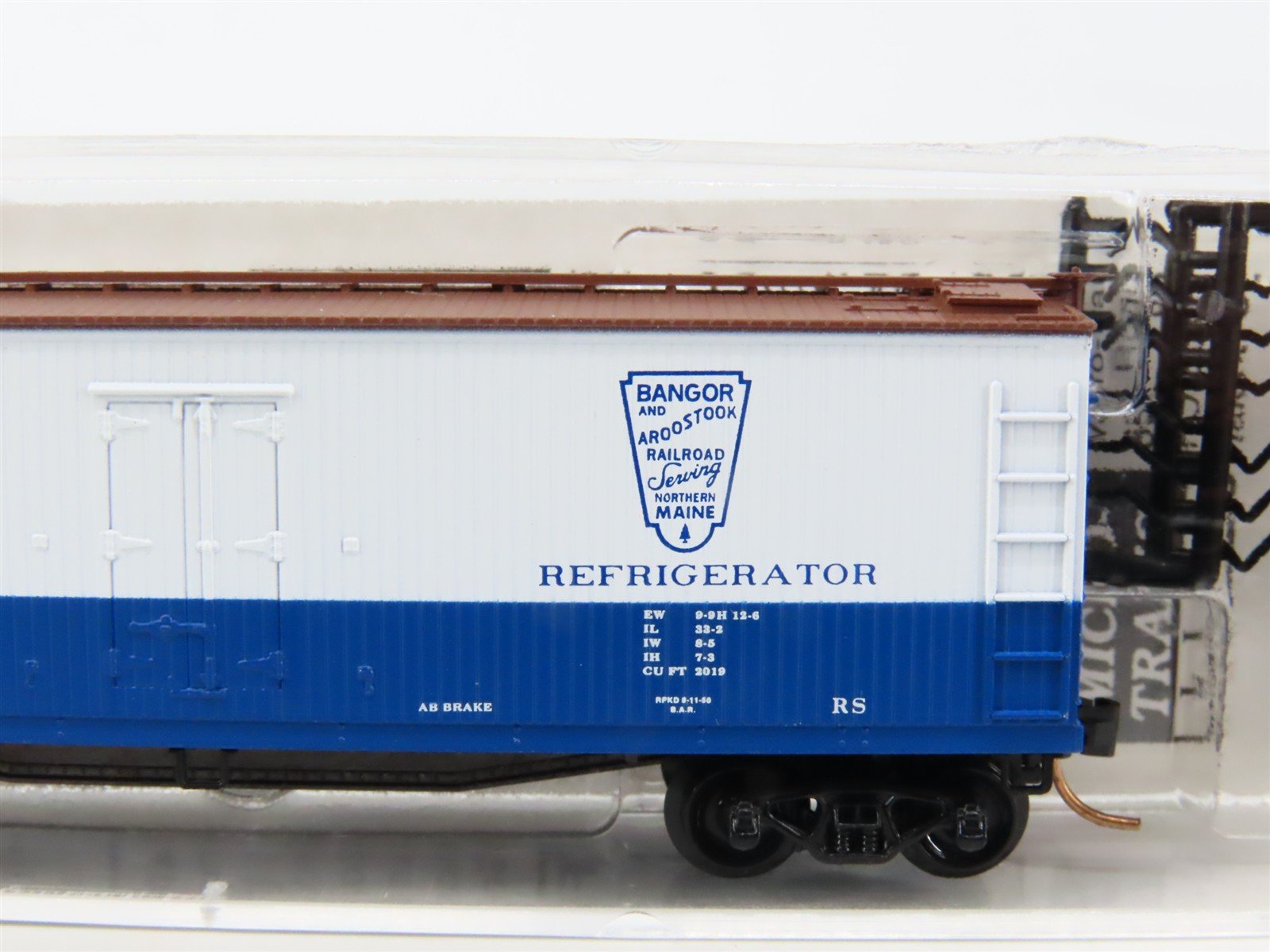 N Scale Micro-Trains MTL 49550 BAR Bangor & Aroostook 40' Wood Reefer #6006