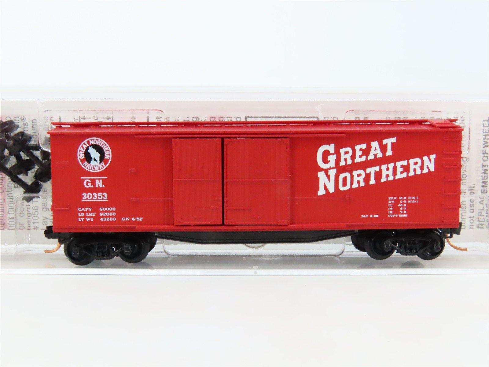 N Scale Micro-Trains MTL 43040 GN Great Northern 40' Wood Boxcar #30353