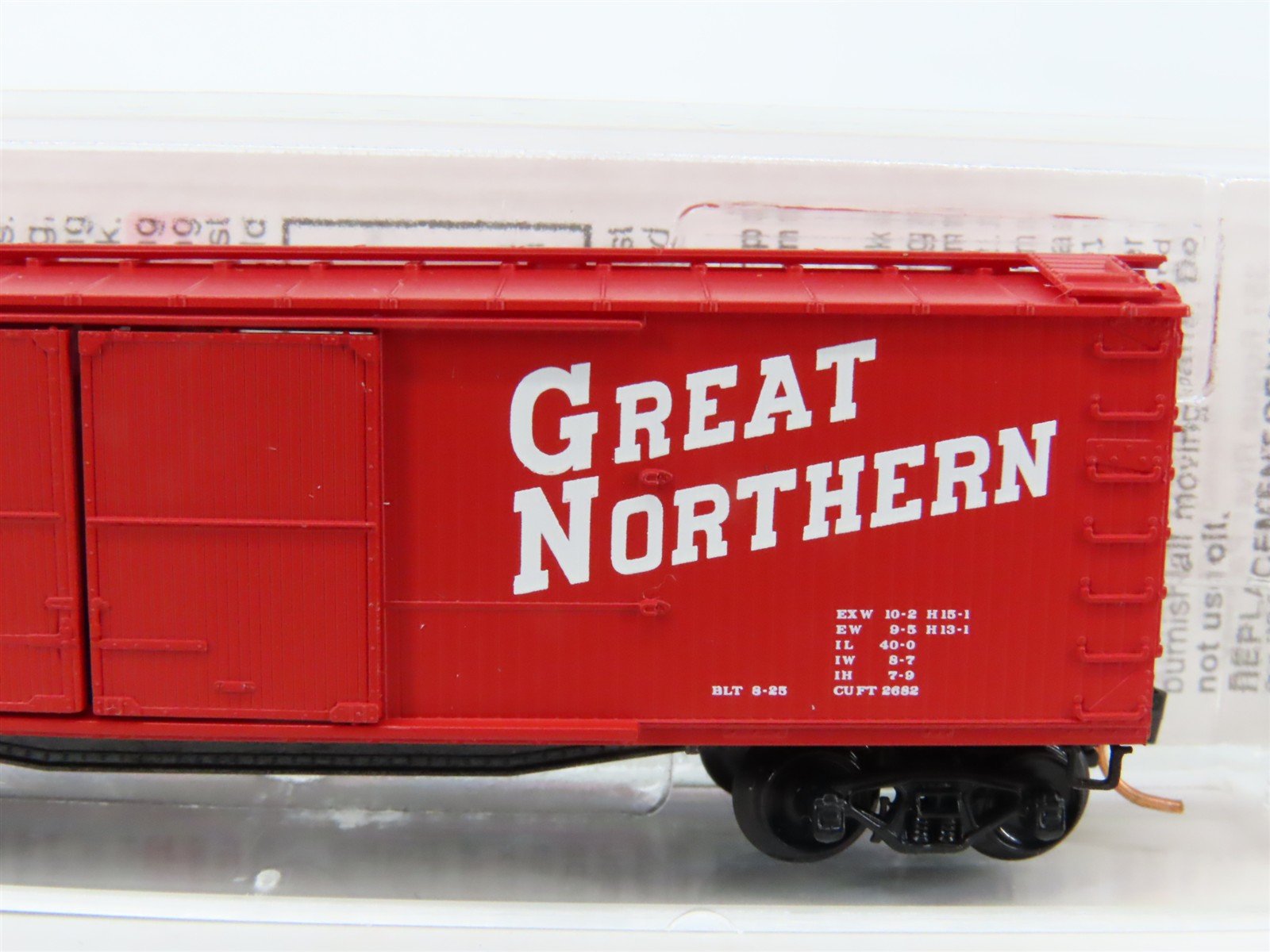 N Scale Micro-Trains MTL 43040 GN Great Northern 40' Wood Boxcar #30353