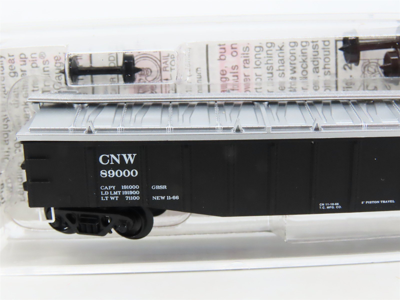 N Micro-Trains MTL 106230 CNW Chicago Northwestern 50' Gondola #89000 w/Cover