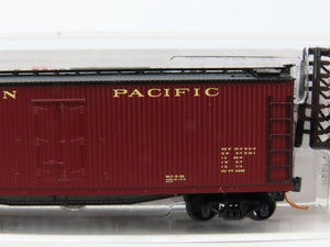 N Scale Micro-Trains MTL 04900530 CP Canadian Pacific 40' Wood Reefer #5609