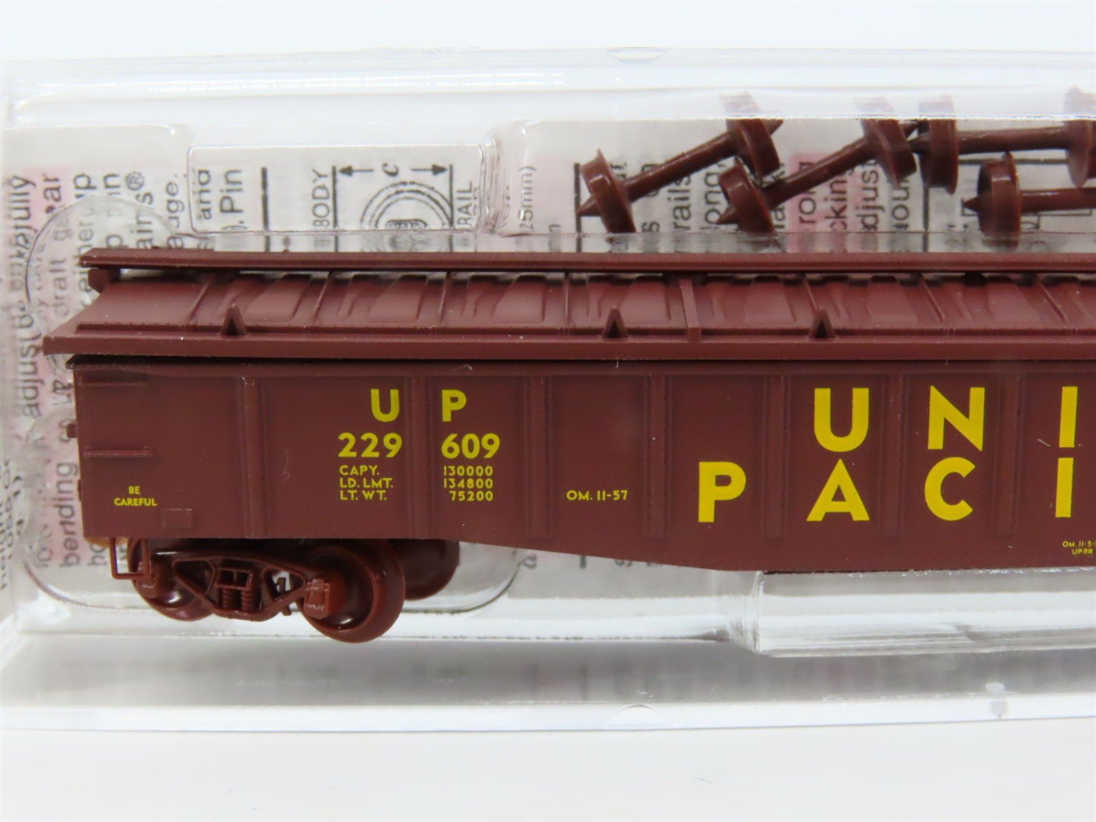 N Scale Micro-Trains MTL 10600020 UP Union Pacific 50' Gondola #229609 w/Cover