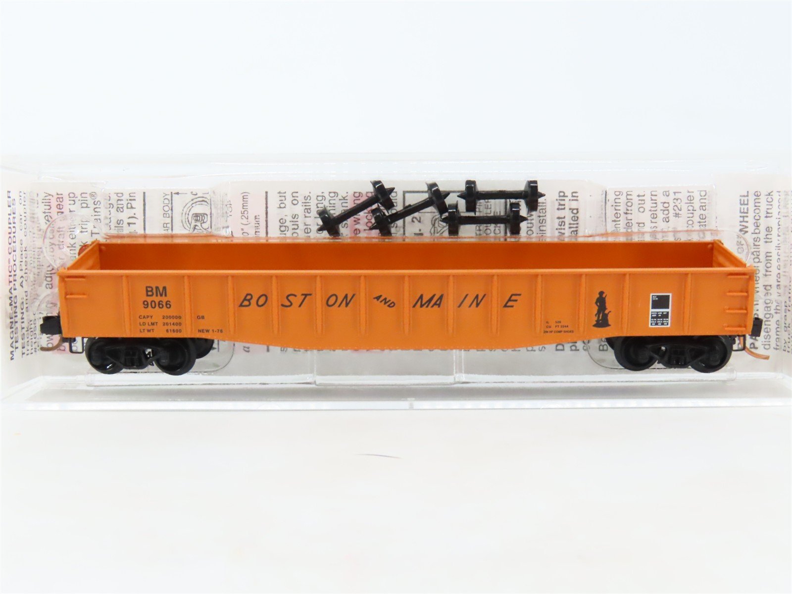 N Scale Micro-Trains MTL 46180 B&M Boston & Maine 50' Gondola #9066