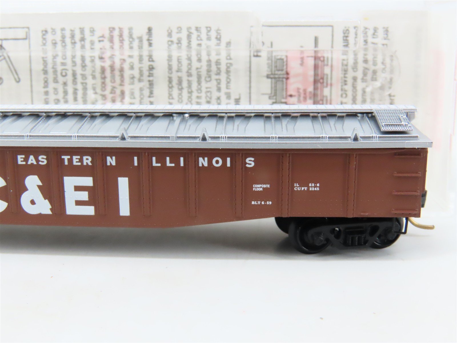N Scale Micro-Trains MTL 106030 C&EI Railway 50' Gondola #82005 w/Cover