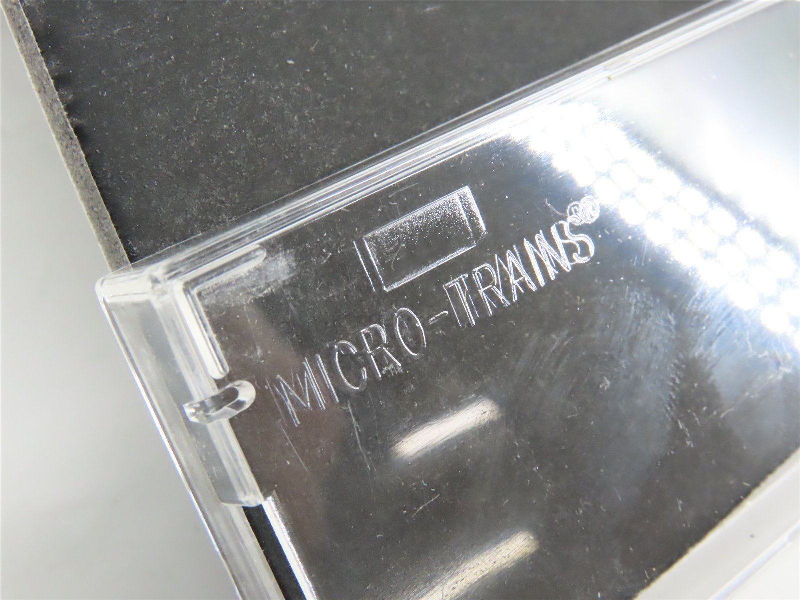 N Scale Micro-Trains MTL 106030 C&EI Railway 50' Gondola #82005 w/Cover
